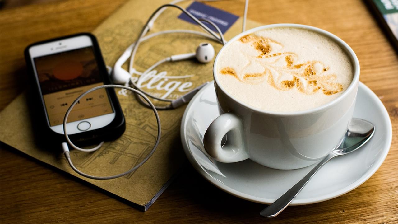 Turn Podcast Internet Radio Header