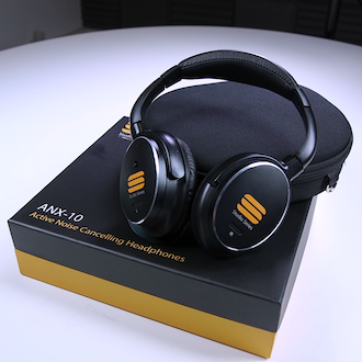 ANX-10 Headphones Package